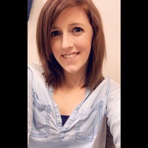 Meet your Posher, Ashley